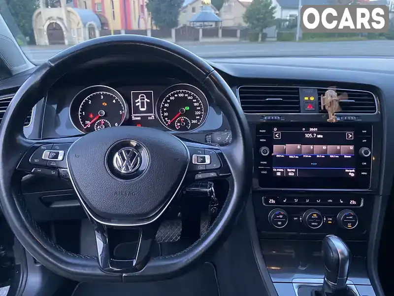 WVWZZZAUZJP009995 Volkswagen Golf 2017 Універсал 1.6 л. Фото 9