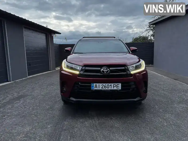 Позашляховик / Кросовер Toyota Highlander 2019 3.5 л. Автомат обл. Дніпропетровська, Кривий Ріг - Фото 1/21