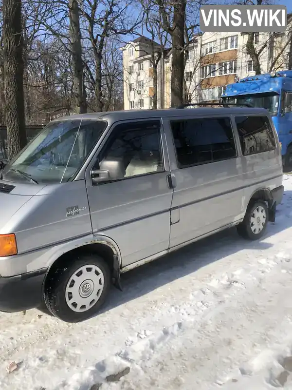 WV2ZZZ70ZWH105060 Volkswagen Transporter 1998 Мінівен 2.46 л. Фото 2