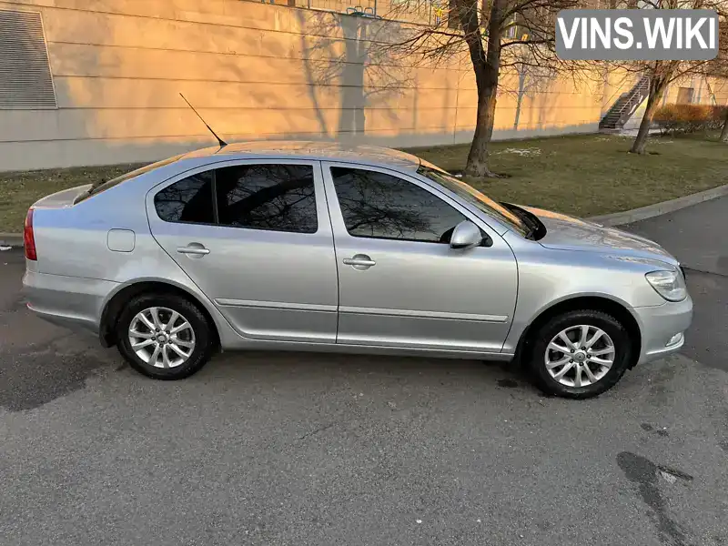 TMBCK41ZXBB151267 Skoda Octavia 2010 Ліфтбек 1.8 л. Фото 2