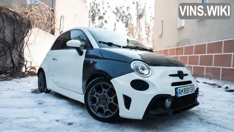 Хэтчбек Fiat 500 2013 1.37 л. Ручная / Механика обл. Киевская, Киев - Фото 1/21