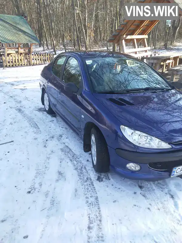 VF32BKFWA72778502 Peugeot 206 2007 Седан 1.36 л. Фото 1