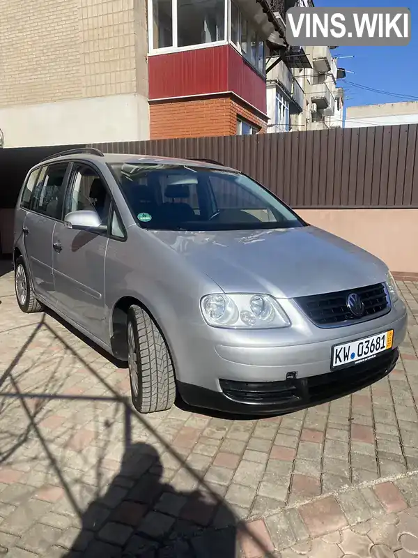 Мінівен Volkswagen Touran 2006 1.6 л. Ручна / Механіка обл. Вінницька, Ямпіль - Фото 1/21