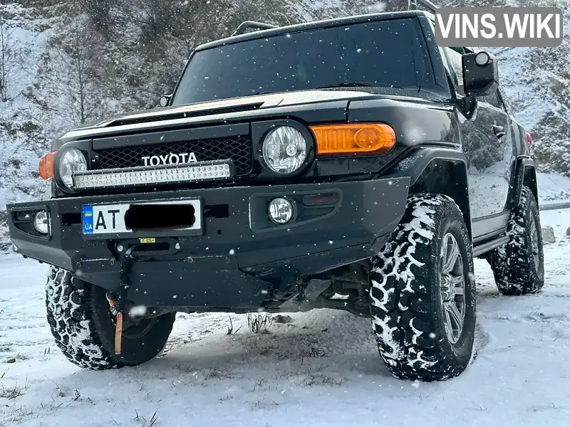 Внедорожник / Кроссовер Toyota FJ Cruiser 2008 4 л. Автомат обл. Ивано-Франковская, Верховина - Фото 1/21