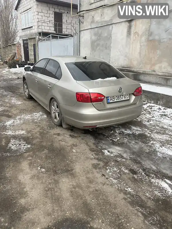 3VWLL7AJ8EM244923 Volkswagen Jetta 2013 Седан 1.97 л. Фото 3