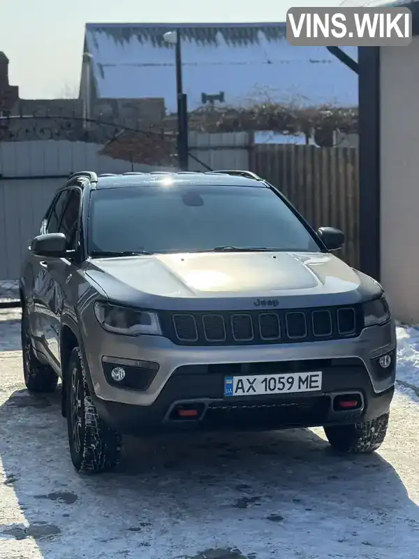 3C4NJDDB8KT744800 Jeep Compass 2019 Позашляховик / Кросовер 2.4 л. Фото 2