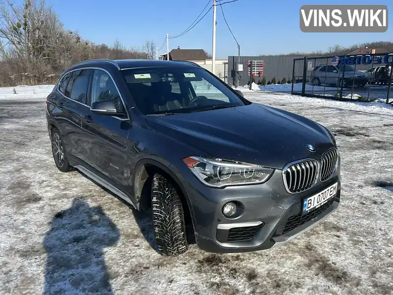 WBXHT3Z34H4A52038 BMW X1 2016 Позашляховик / Кросовер 2 л. Фото 1