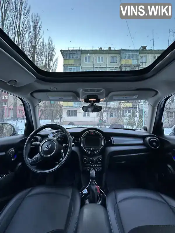 WMWXU1C55H2E18828 MINI Hatch 2016 Хетчбек 1.5 л. Фото 3