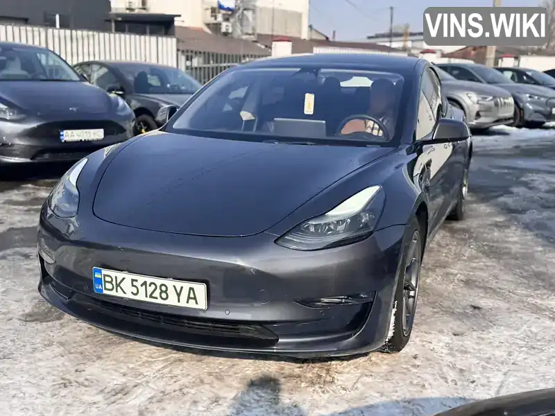 Седан Tesla Model 3 2022 null_content л. обл. Рівненська, Рівне - Фото 1/21