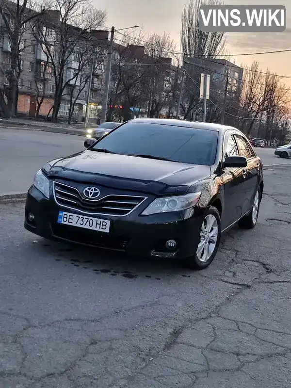 Седан Toyota Camry 2010 2.5 л. Автомат обл. Миколаївська, Миколаїв - Фото 1/21