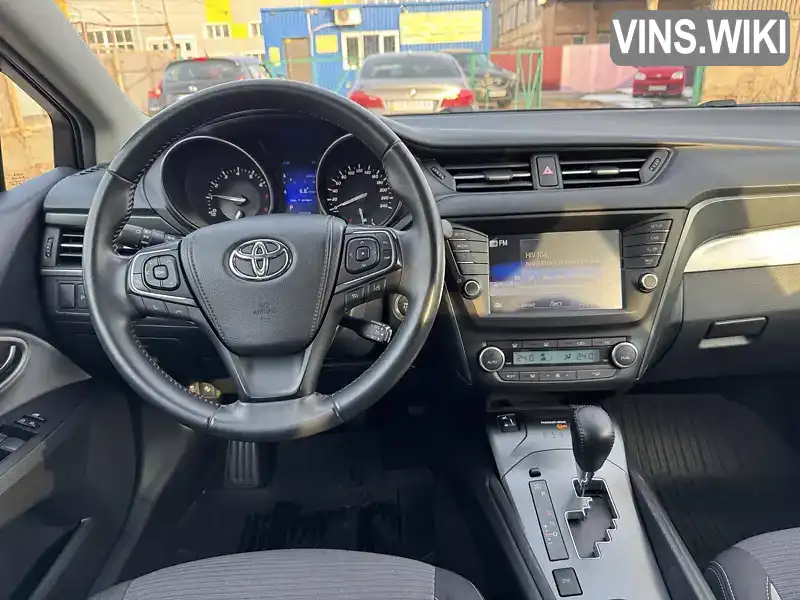 SB1EG76L40E152432 Toyota Avensis 2017 Універсал 1.8 л. Фото 5