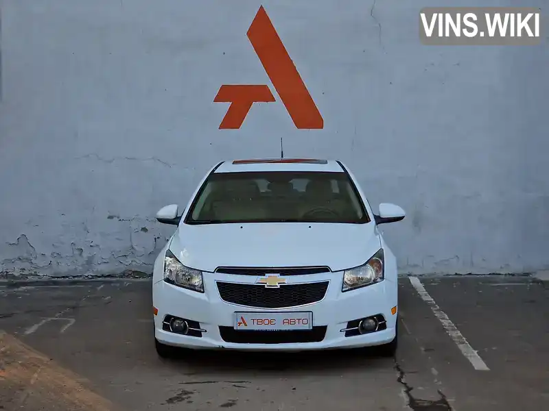 1G1PE5SB3E7319203 Chevrolet Cruze 2014 Седан 1.36 л. Фото 2