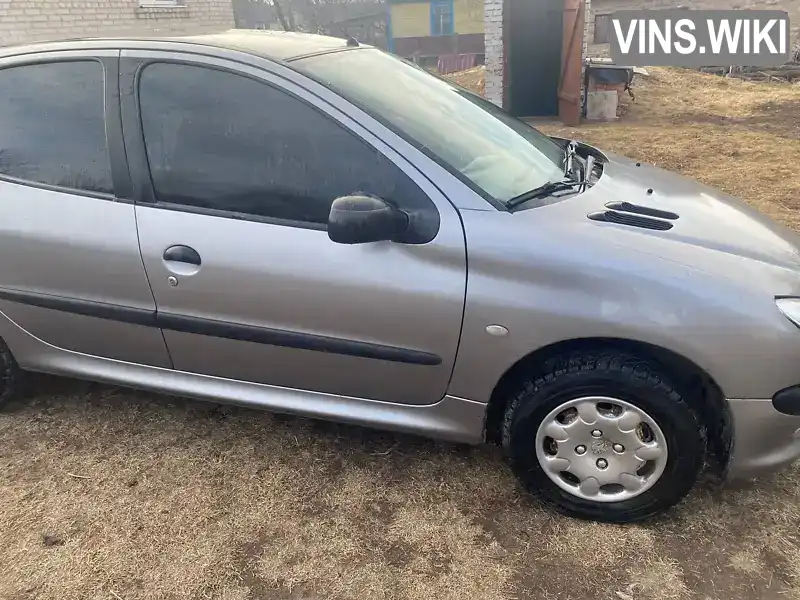 Хэтчбек Peugeot 206 2001 null_content л. Ручная / Механика обл. Волынская, Владимир - Фото 1/5