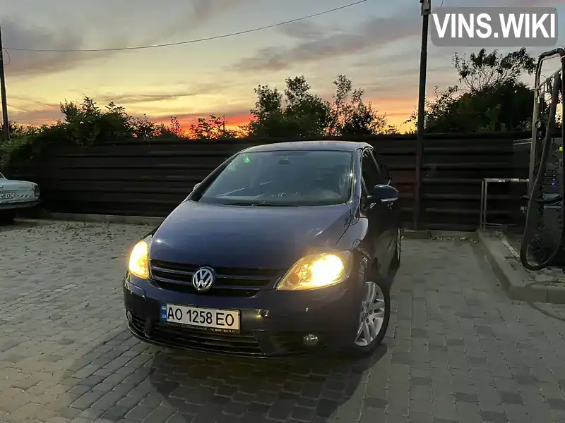 Хетчбек Volkswagen Golf Plus 2006 1.6 л. Ручна / Механіка обл. Закарпатська, Берегове - Фото 1/8