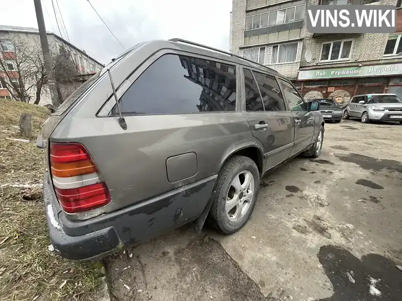 WDB1240831F087502 Mercedes-Benz E-Class 1988 Универсал 2.3 л. Фото 8