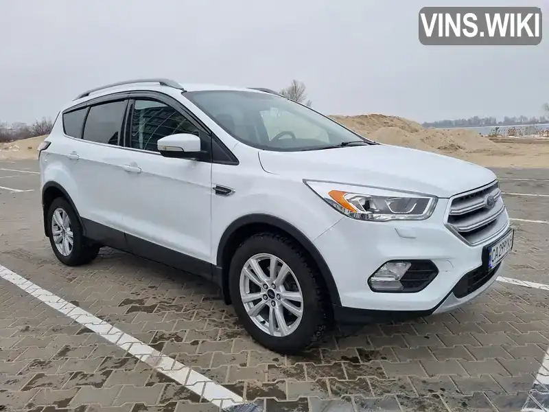 Внедорожник / Кроссовер Ford Kuga 2016 1.5 л. Ручная / Механика обл. Черкасская, Черкассы - Фото 1/21