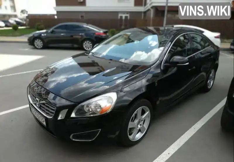 Седан Volvo S60 2012 2.5 л. Автомат обл. Киевская, Вышневое - Фото 1/21