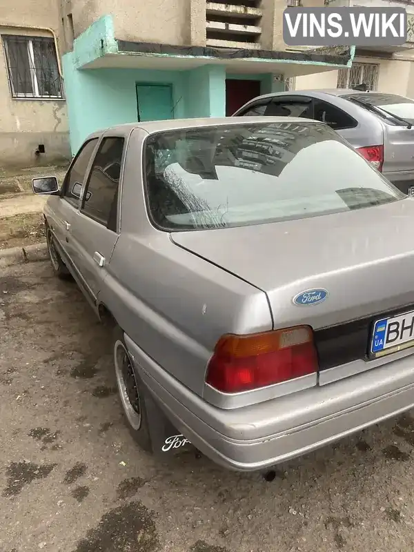 WF0FXXGCAFLM69560 Ford Orion 1990 Седан 1.6 л. Фото 2