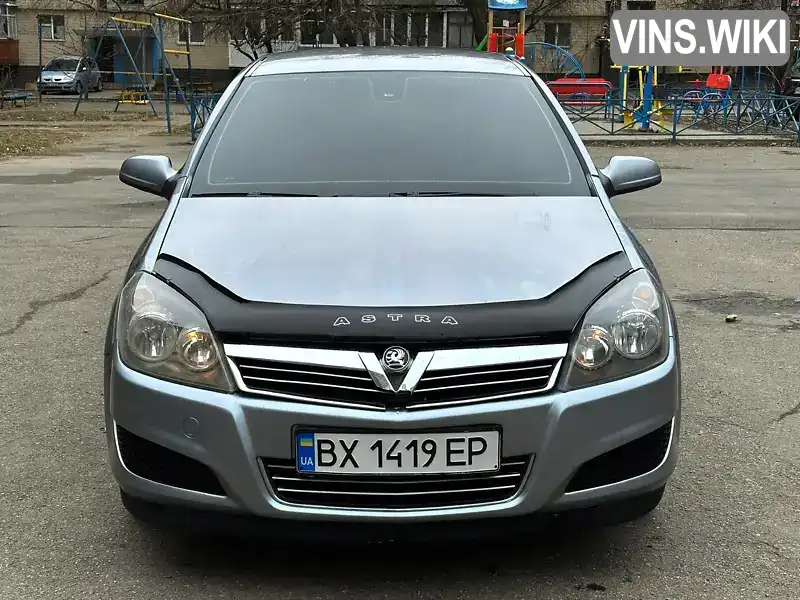 W0L0AHL4855015115 Opel Astra 2004 Хетчбек 1.69 л. Фото 2