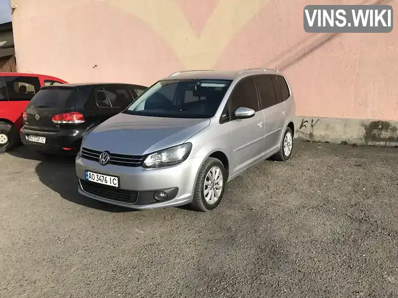 Минивэн Volkswagen Touran 2013 1.97 л. Автомат обл. Киевская, Киев - Фото 1/21