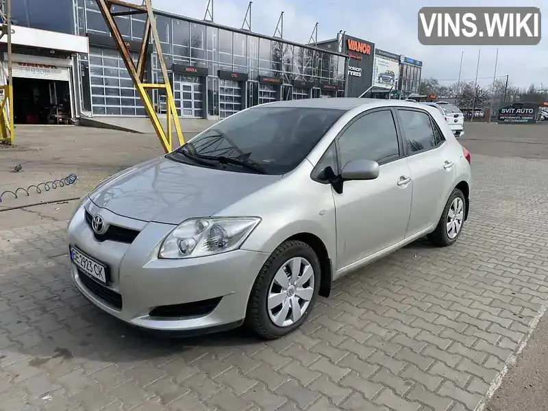 Хетчбек Toyota Auris 2007 1.6 л. Ручна / Механіка обл. Миколаївська, Миколаїв - Фото 1/21