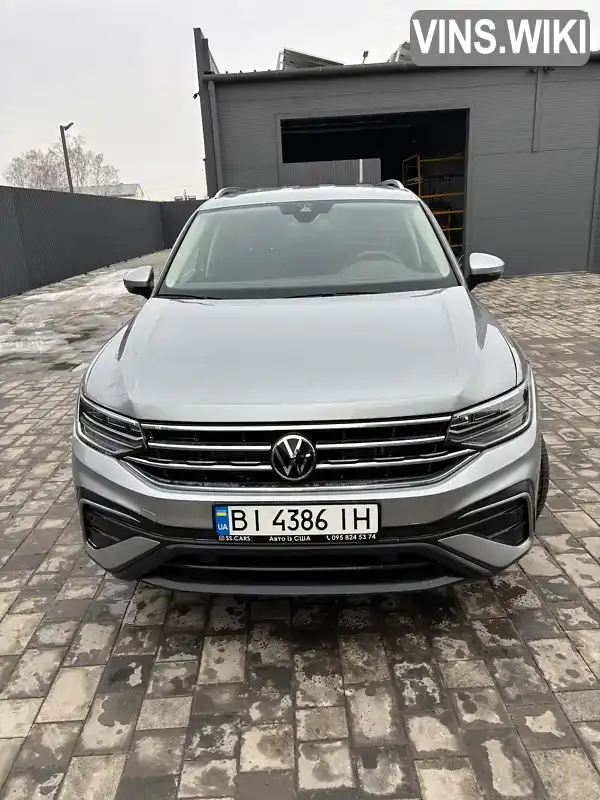 3VV2B7AX6NM139434 Volkswagen Tiguan 2022 Внедорожник / Кроссовер 1.98 л. Фото 2