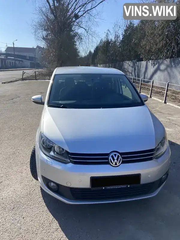 Минивэн Volkswagen Touran 2013 1.6 л. Ручная / Механика обл. Львовская, Львов - Фото 1/21