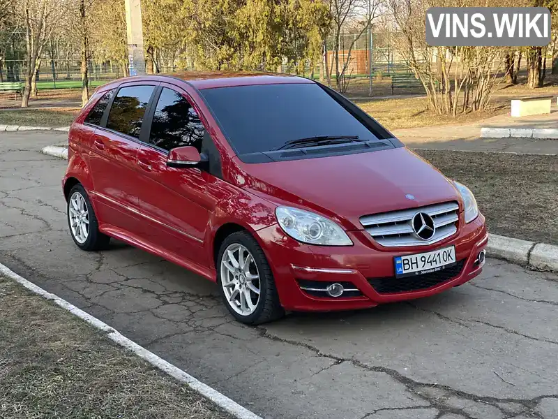 WDD2452322J727200 Mercedes-Benz B-Class 2011 Хэтчбек 1.7 л. Фото 2