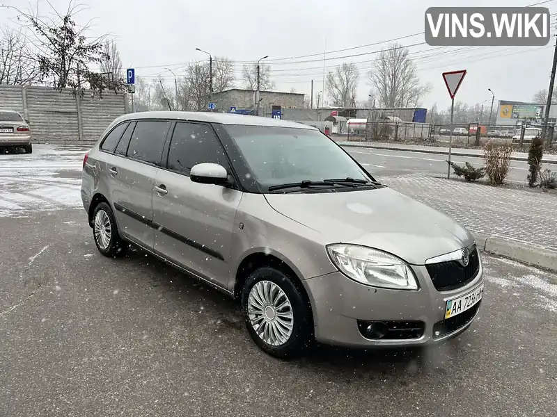 Універсал Skoda Fabia 2008 1.6 л. Ручна / Механіка обл. Чернігівська, Чернігів - Фото 1/14