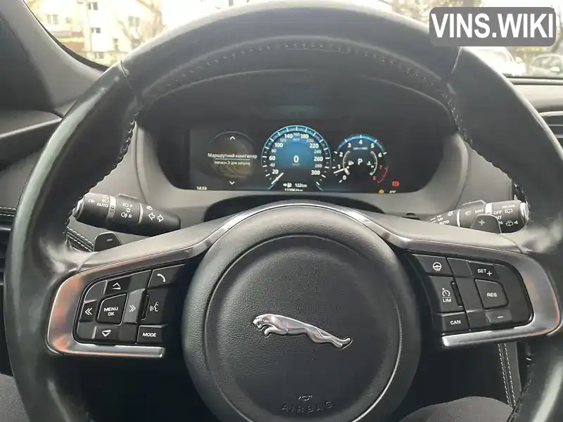 SADCL2BV3HA070899 Jaguar F-Pace 2016 Внедорожник / Кроссовер 3 л. Фото 8