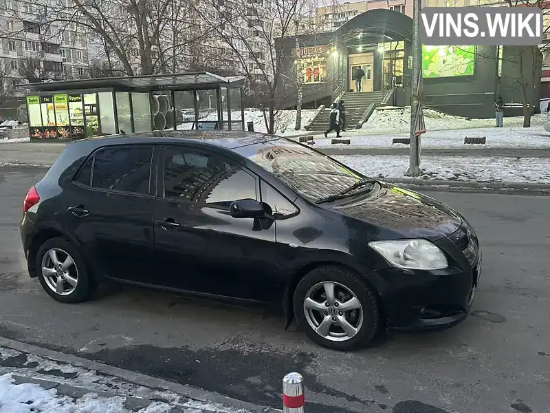 Хэтчбек Toyota Auris 2007 1.6 л. обл. Киевская, Киев - Фото 1/10