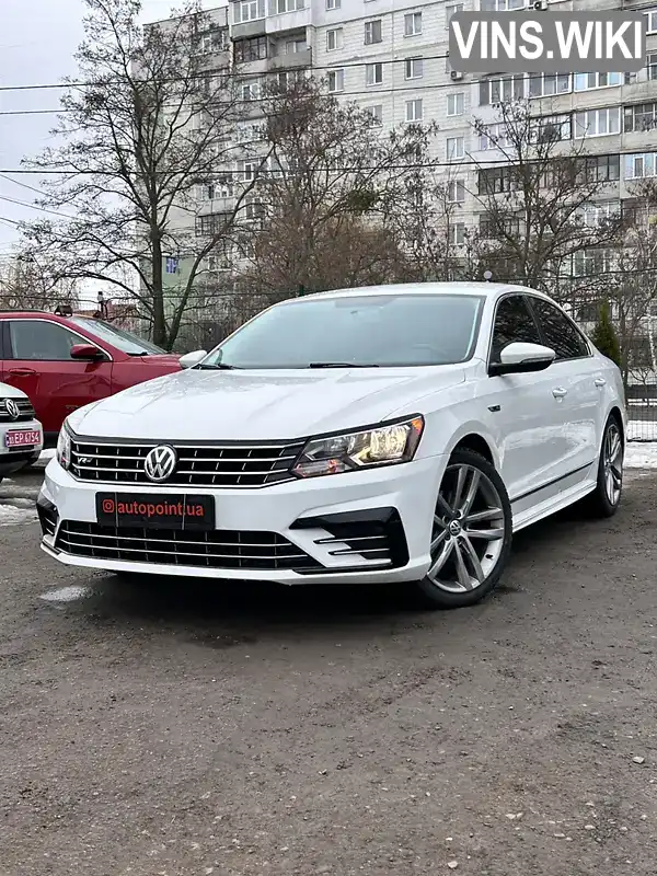 1VWDT7A35HC025171 Volkswagen Passat 2016 Седан 1.8 л. Фото 1