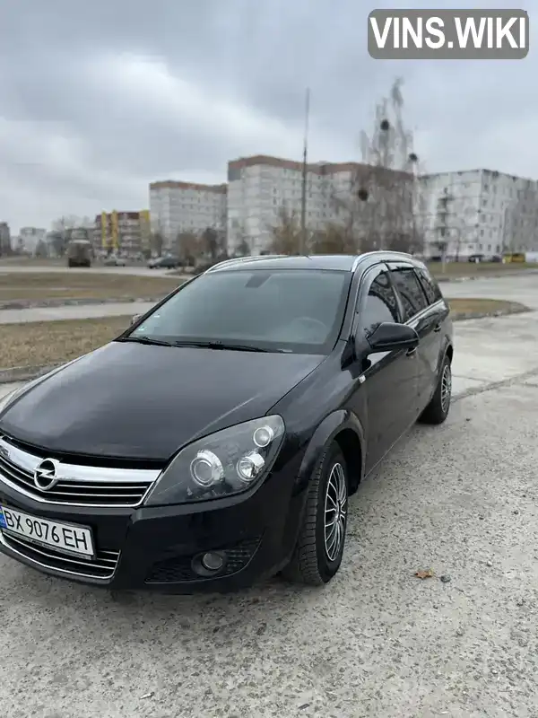 W0L0AHL35A2051884 Opel Astra 2010 Универсал 1.7 л. Фото 2