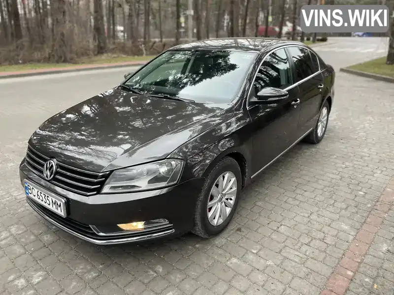 Седан Volkswagen Passat 2013 1.6 л. Ручна / Механіка обл. Львівська, Новояворівськ - Фото 1/21