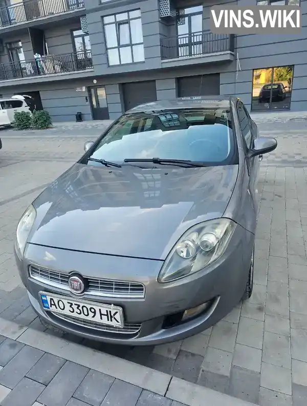 Хетчбек Fiat Bravo 2011 1.6 л. Робот обл. Закарпатська, Ужгород - Фото 1/9