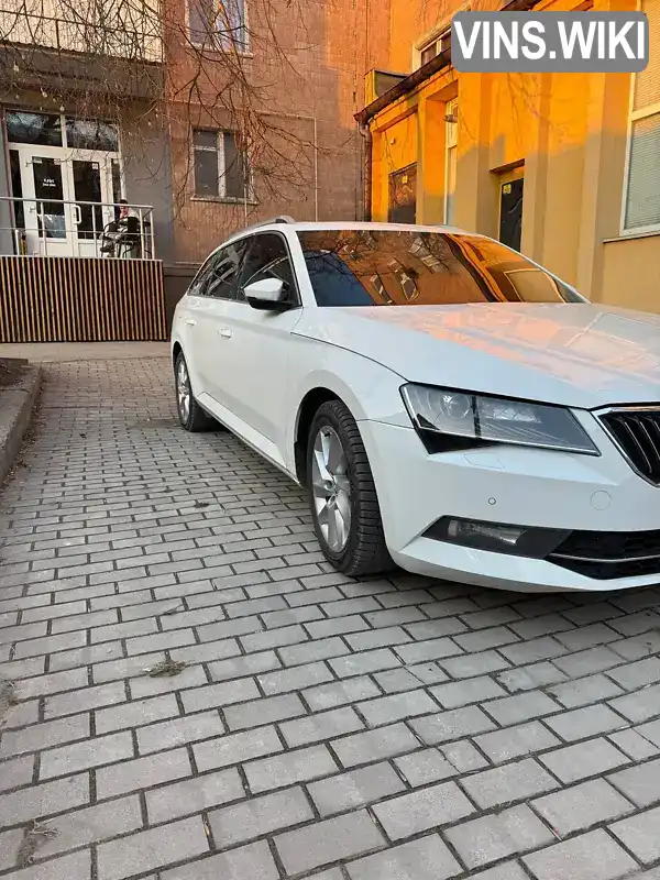 Універсал Skoda Superb 2017 1.97 л. Автомат обл. Чернівецька, Чернівці - Фото 1/21