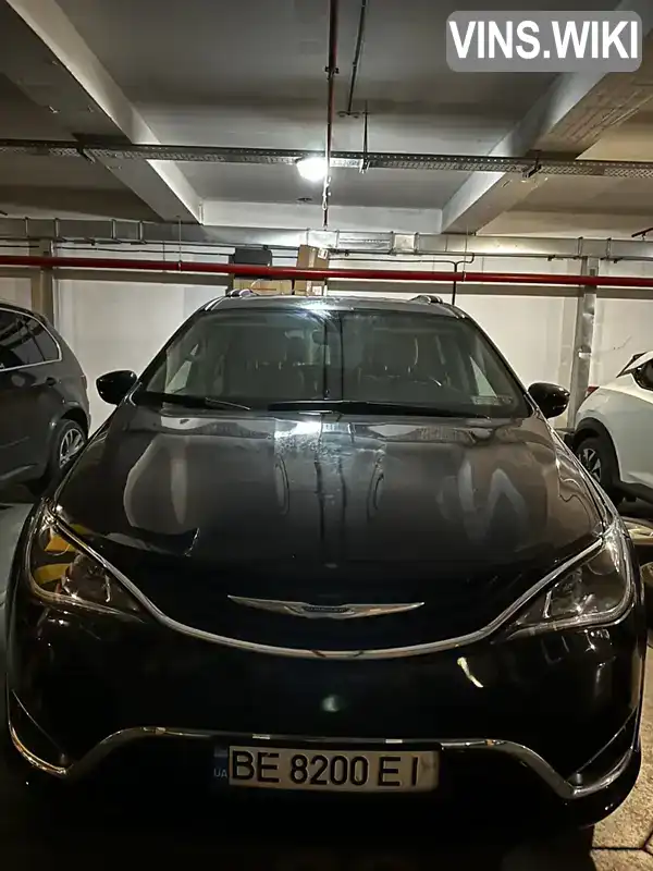 2C4RC1H7XKR630204 Chrysler Pacifica 2019 Мінівен 3.6 л. Фото 3