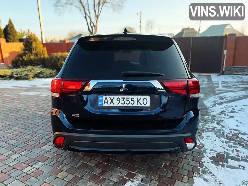 JA4AZ3A30JZ051297 Mitsubishi Outlander 2018 Позашляховик / Кросовер 2.36 л. Фото 9