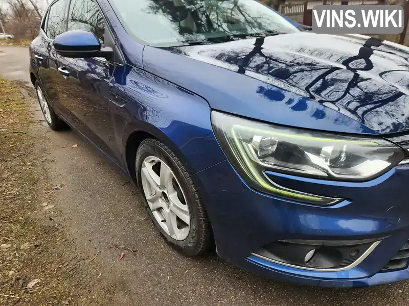 VF1RFB00558041376 Renault Megane 2017 Хэтчбек 1.46 л. Фото 3