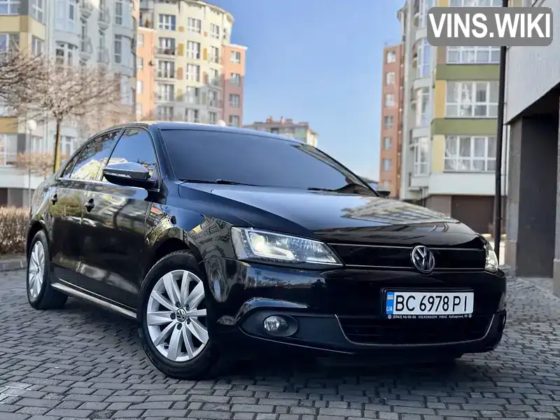 Седан Volkswagen Jetta 2013 1.4 л. Автомат обл. Ивано-Франковская, Ивано-Франковск - Фото 1/21