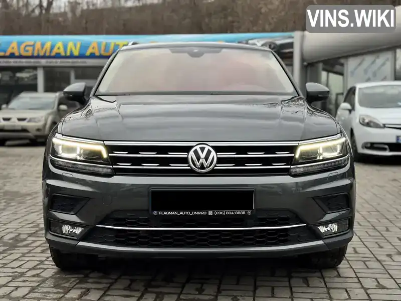 WVGZZZ5NZKW865693 Volkswagen Tiguan 2019 Позашляховик / Кросовер 1.98 л. Фото 3