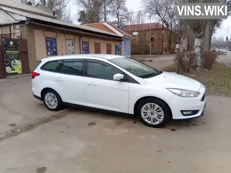 WF06XXGCC6HB32722 Ford Focus 2017 Універсал 1 л. Фото 2