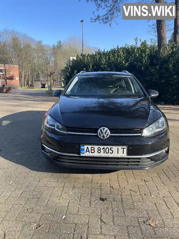 WVWZZZAUZHP768982 Volkswagen Golf 2017 Універсал 1.97 л. Фото 1