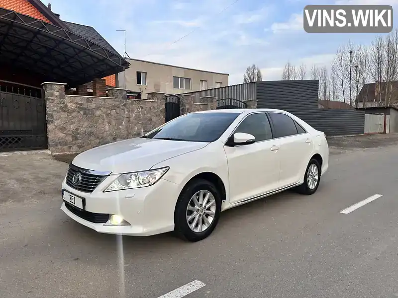 JTNBFYFK703020240 Toyota Camry 2012 Седан 2.49 л. Фото 2