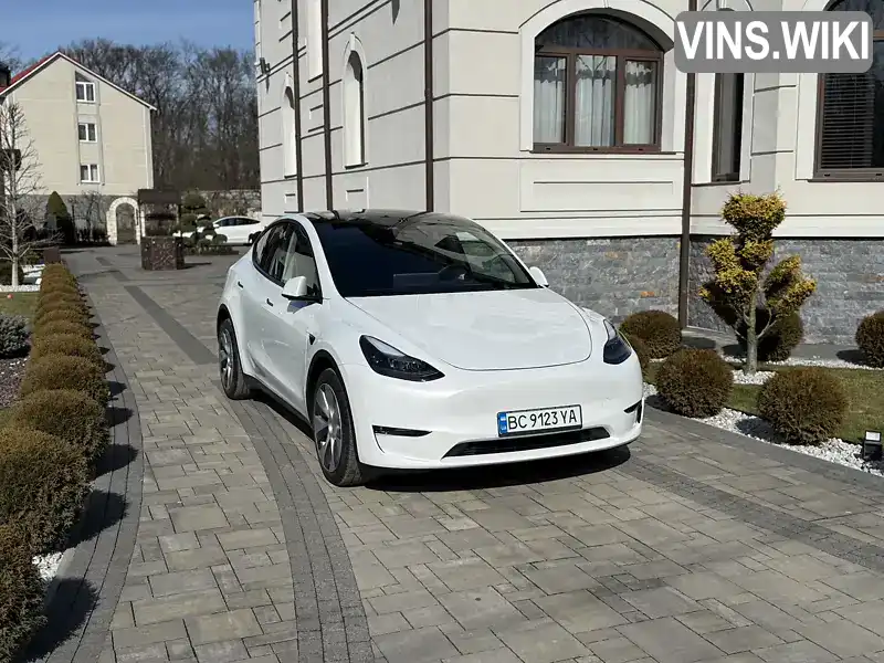 Позашляховик / Кросовер Tesla Model Y 2023 null_content л. Варіатор обл. Львівська, Самбір - Фото 1/21