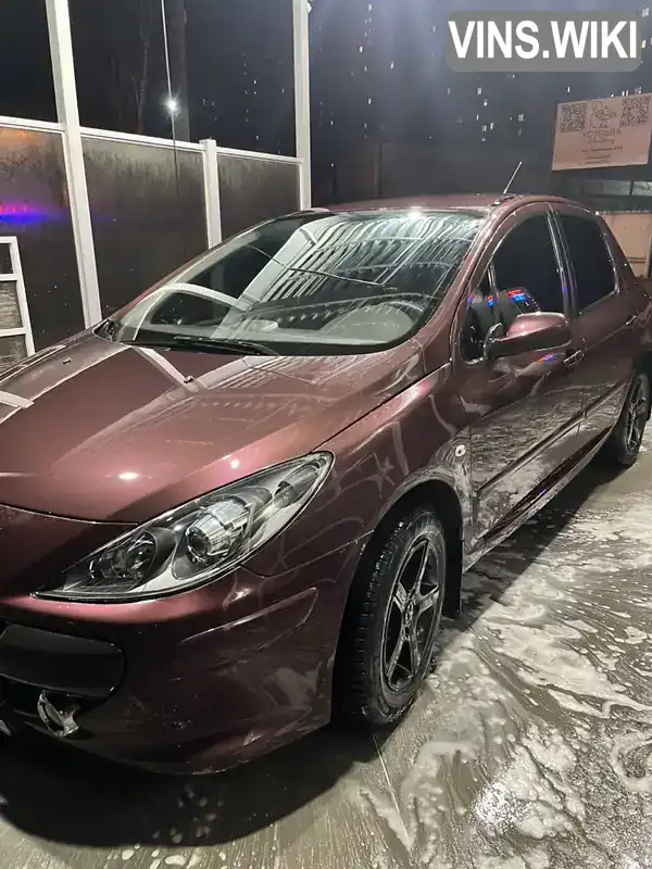 VF33CNFUL84656267 Peugeot 307 2006 Хетчбек 1.6 л. Фото 6