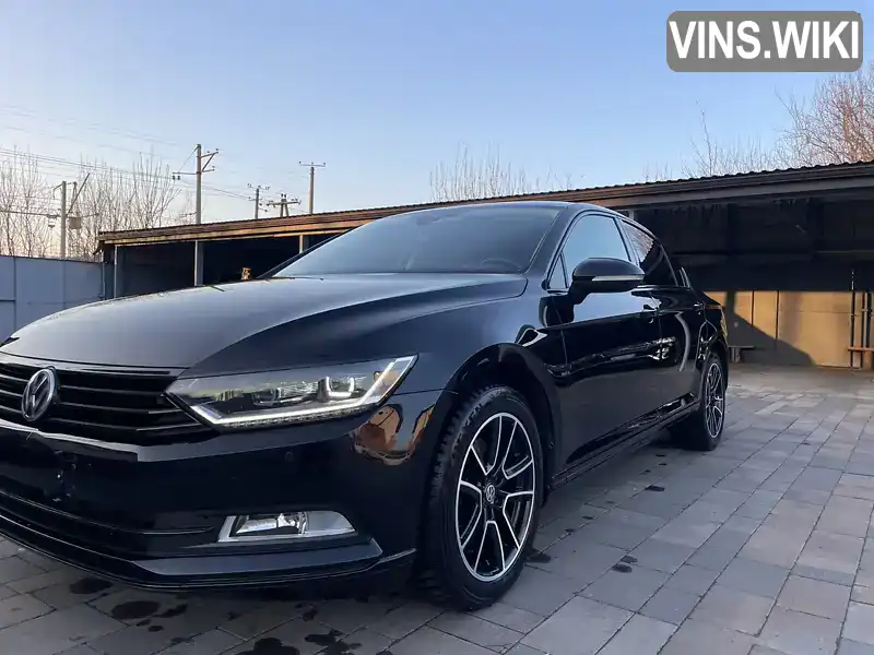 Седан Volkswagen Passat 2017 1.97 л. Автомат обл. Закарпатская, Мукачево - Фото 1/21