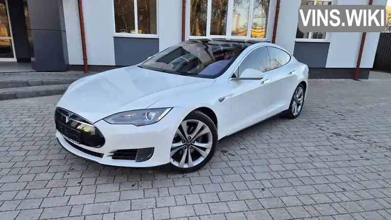 Лифтбек Tesla Model S 2013 null_content л. Автомат обл. Черновицкая, Черновцы - Фото 1/21