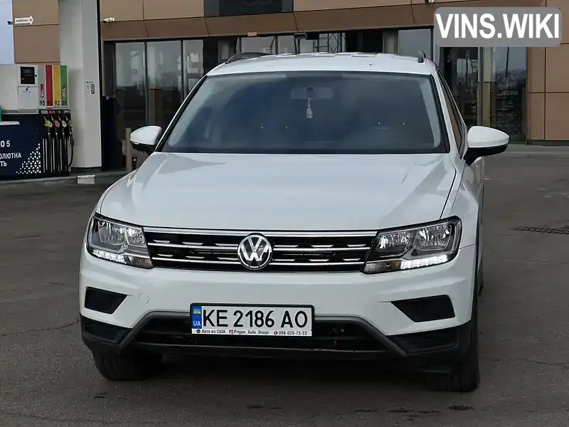 3VV1B7AX0JM107617 Volkswagen Tiguan 2018 Позашляховик / Кросовер 1.98 л. Фото 4