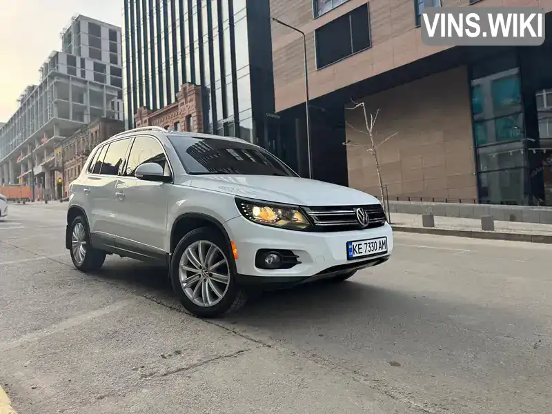 Позашляховик / Кросовер Volkswagen Tiguan 2016 1.98 л. Автомат обл. Дніпропетровська, Дніпро (Дніпропетровськ) - Фото 1/12